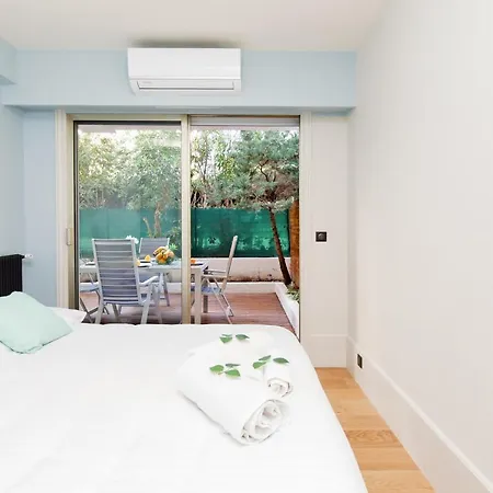 Le California - Plage Parking Privé Gratuit Terrasse Cannes